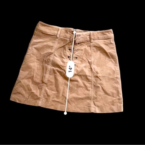 Forever 21 Women’s Size Medium Tan Suede Zippered Mini Skirt •Lace-Up Front NWOT - Picture 14 of 15